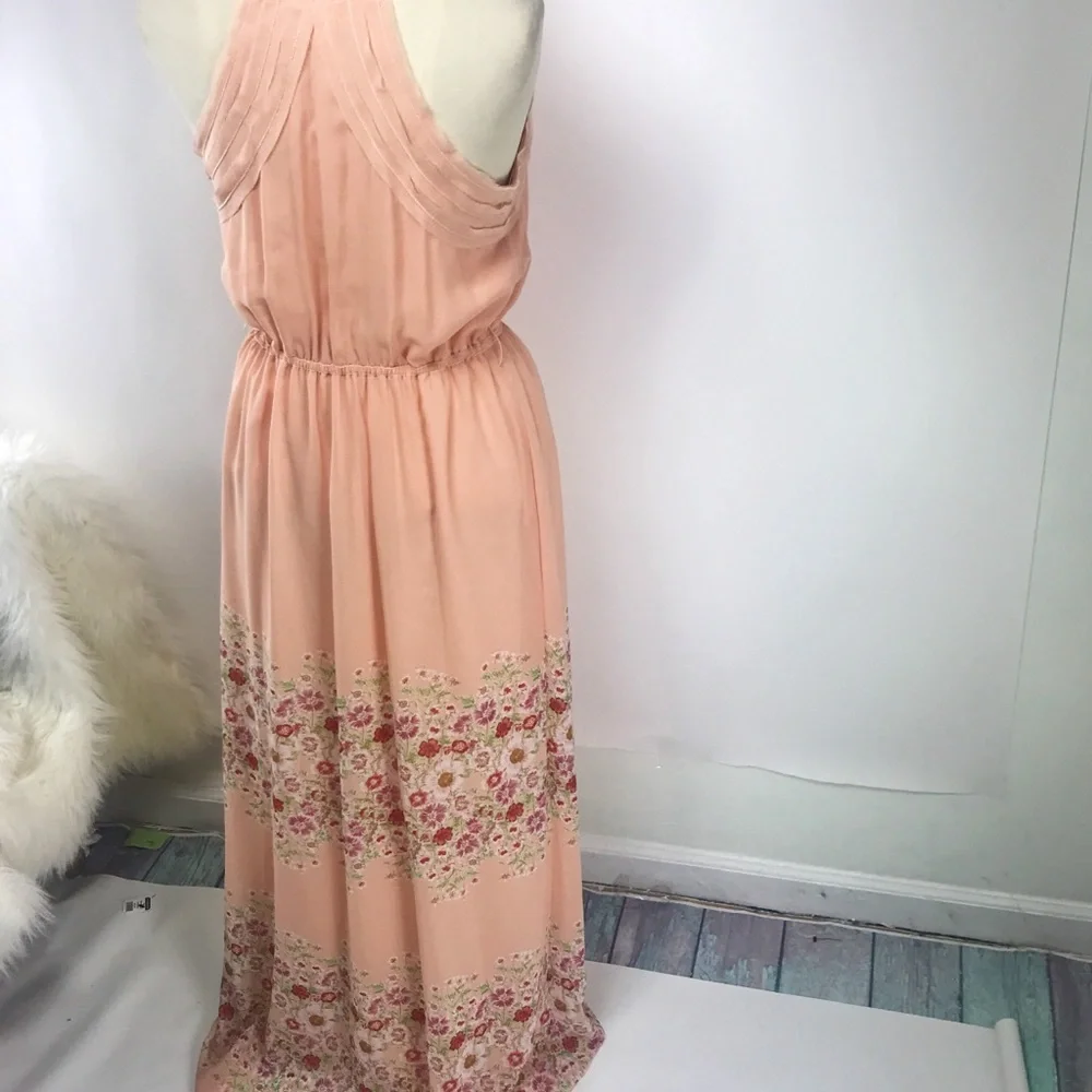 Chelsea & Violet Floral Maxi Dress - Picture 4 of 8